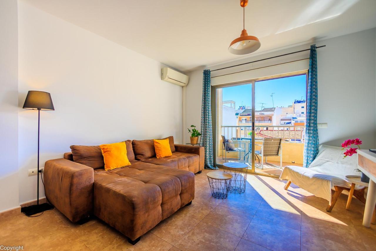 Apartamentos Madrid Torrevieja Ngoại thất bức ảnh