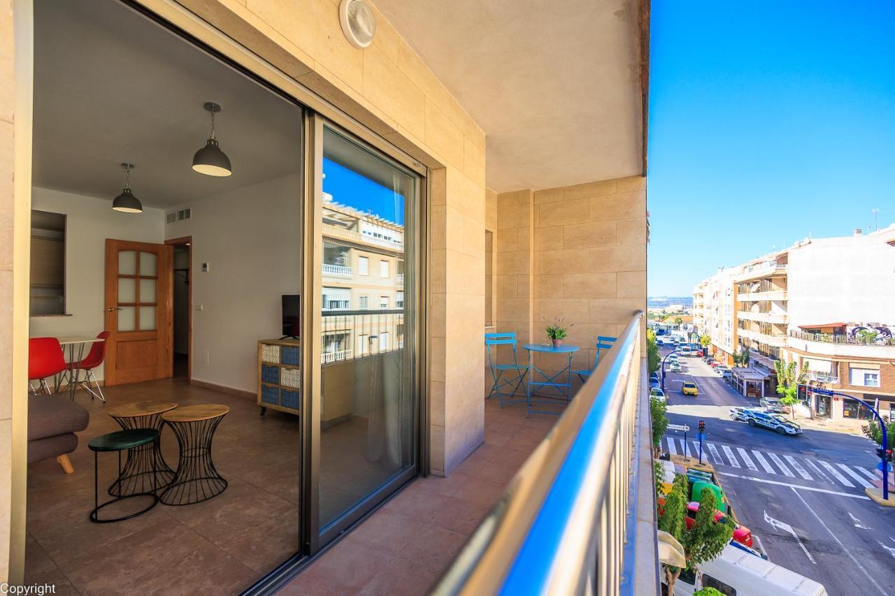 Apartamentos Madrid Torrevieja Ngoại thất bức ảnh