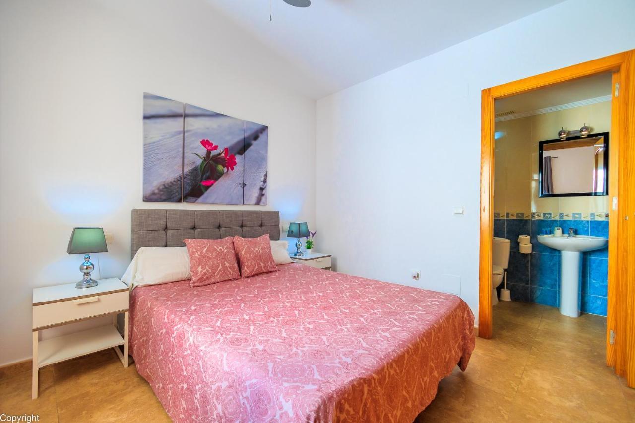 Apartamentos Madrid Torrevieja Ngoại thất bức ảnh