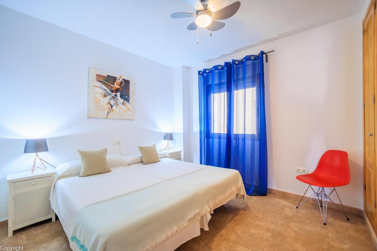 Apartamentos Madrid Torrevieja Ngoại thất bức ảnh