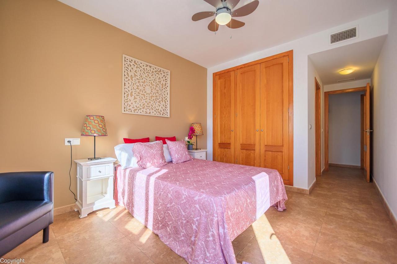Apartamentos Madrid Torrevieja Ngoại thất bức ảnh