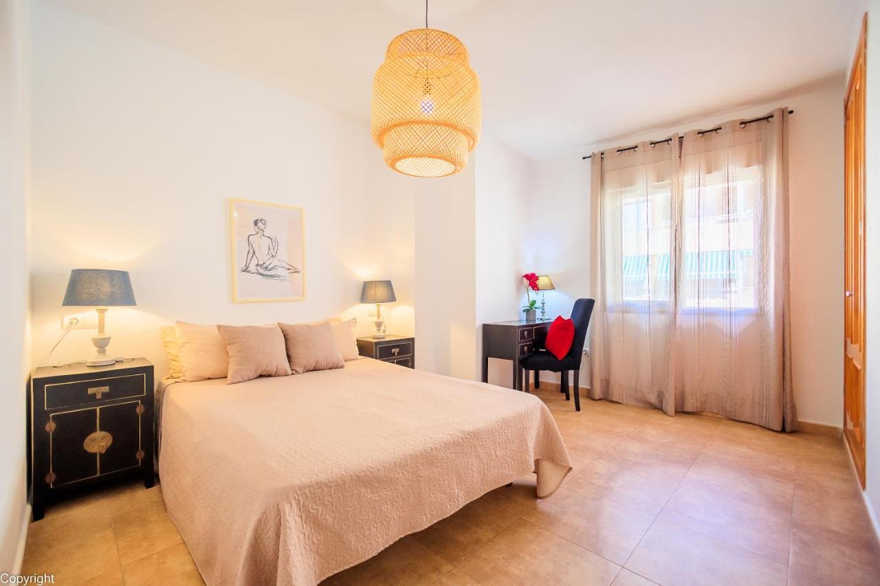 Apartamentos Madrid Torrevieja Ngoại thất bức ảnh