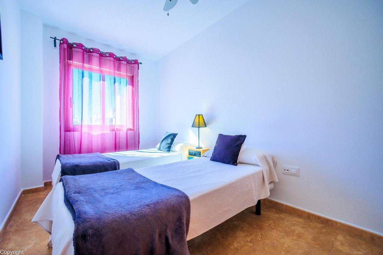 Apartamentos Madrid Torrevieja Ngoại thất bức ảnh